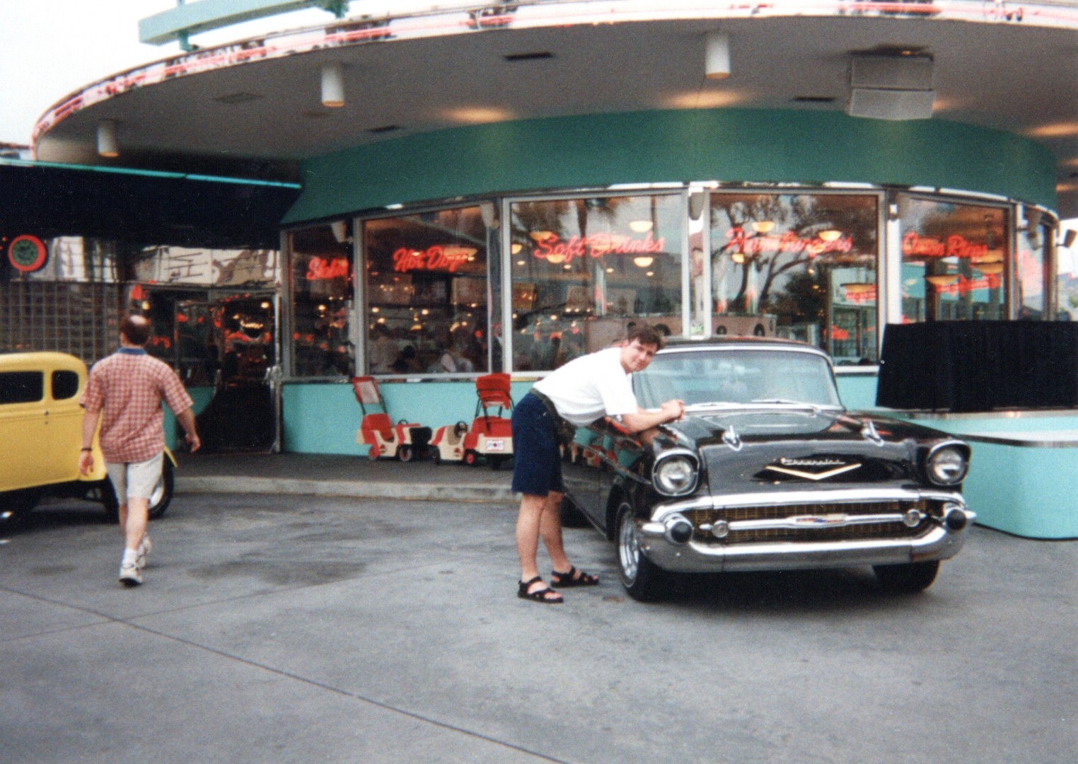 Mel’s drive-in in the 90’s
